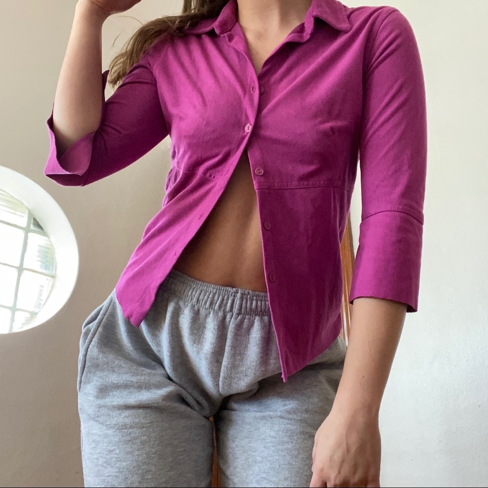 Feminine Collared/Sinched Waist Fuchsia Button Up